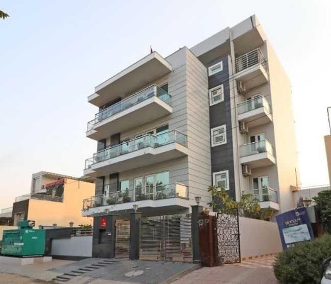 העיר בנגלור Hotel O V R Residency Near Sri Amruth Chithra Mandira מראה חיצוני תמונה