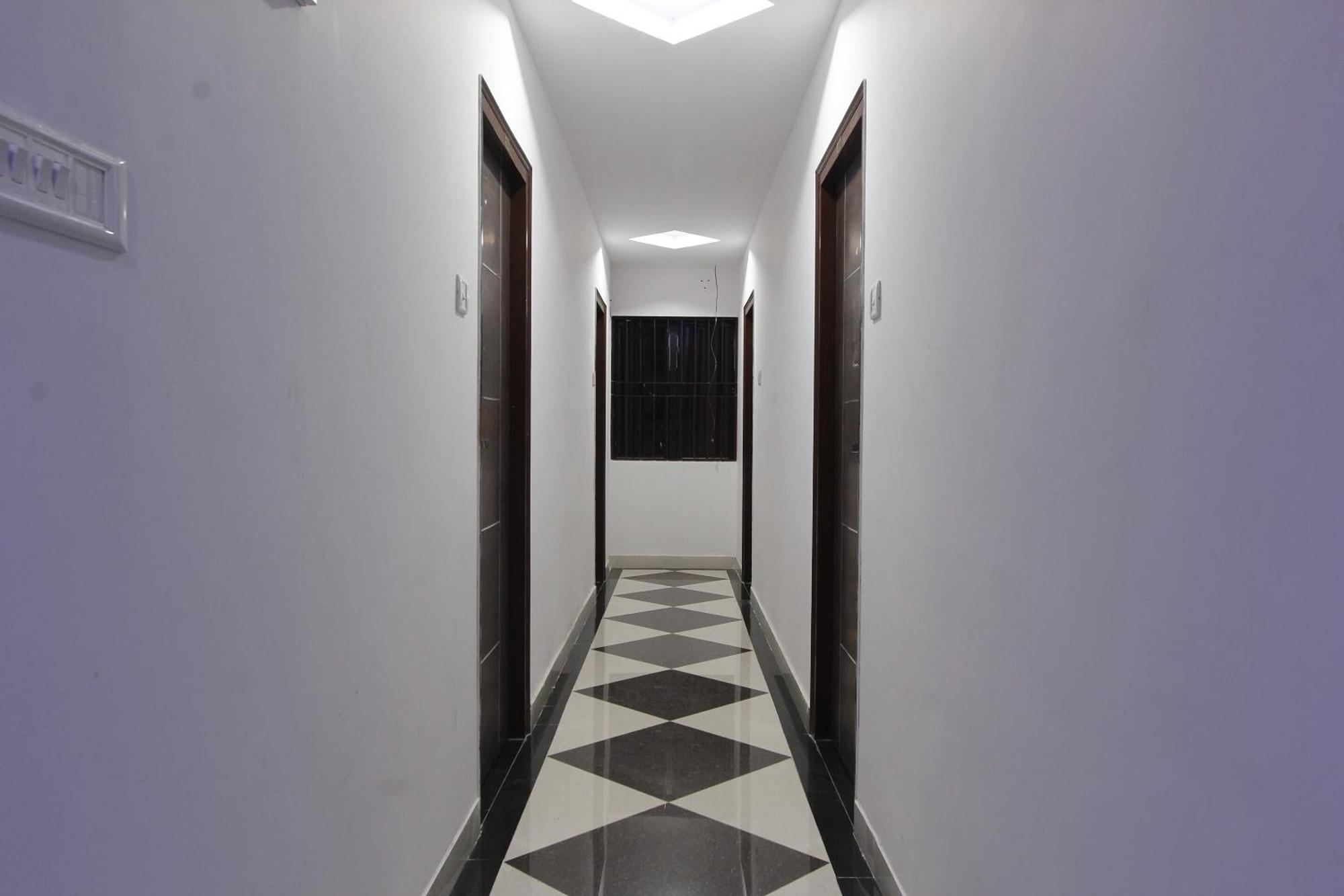 העיר בנגלור Hotel O V R Residency Near Sri Amruth Chithra Mandira מראה חיצוני תמונה