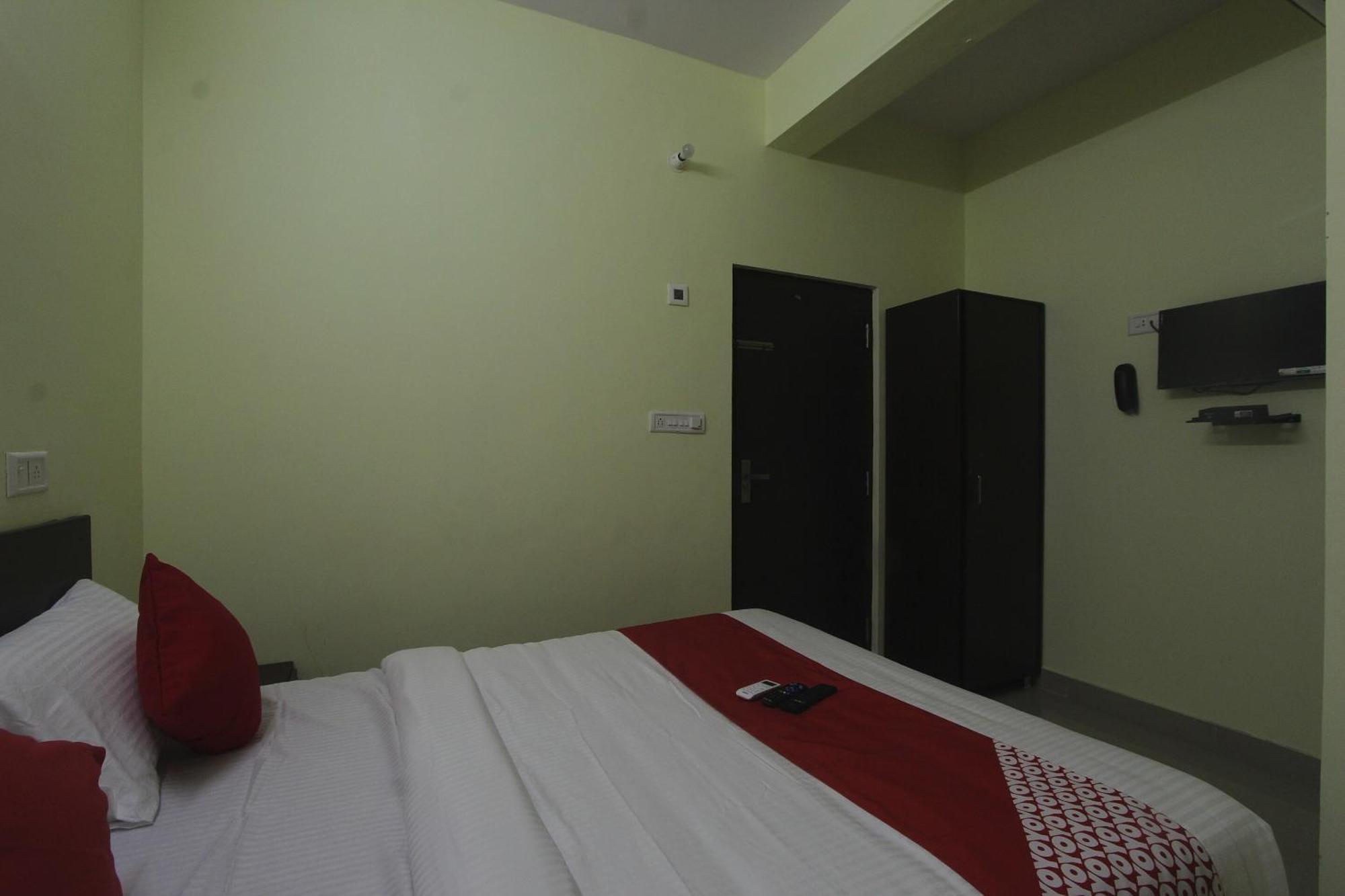 העיר בנגלור Hotel O V R Residency Near Sri Amruth Chithra Mandira מראה חיצוני תמונה