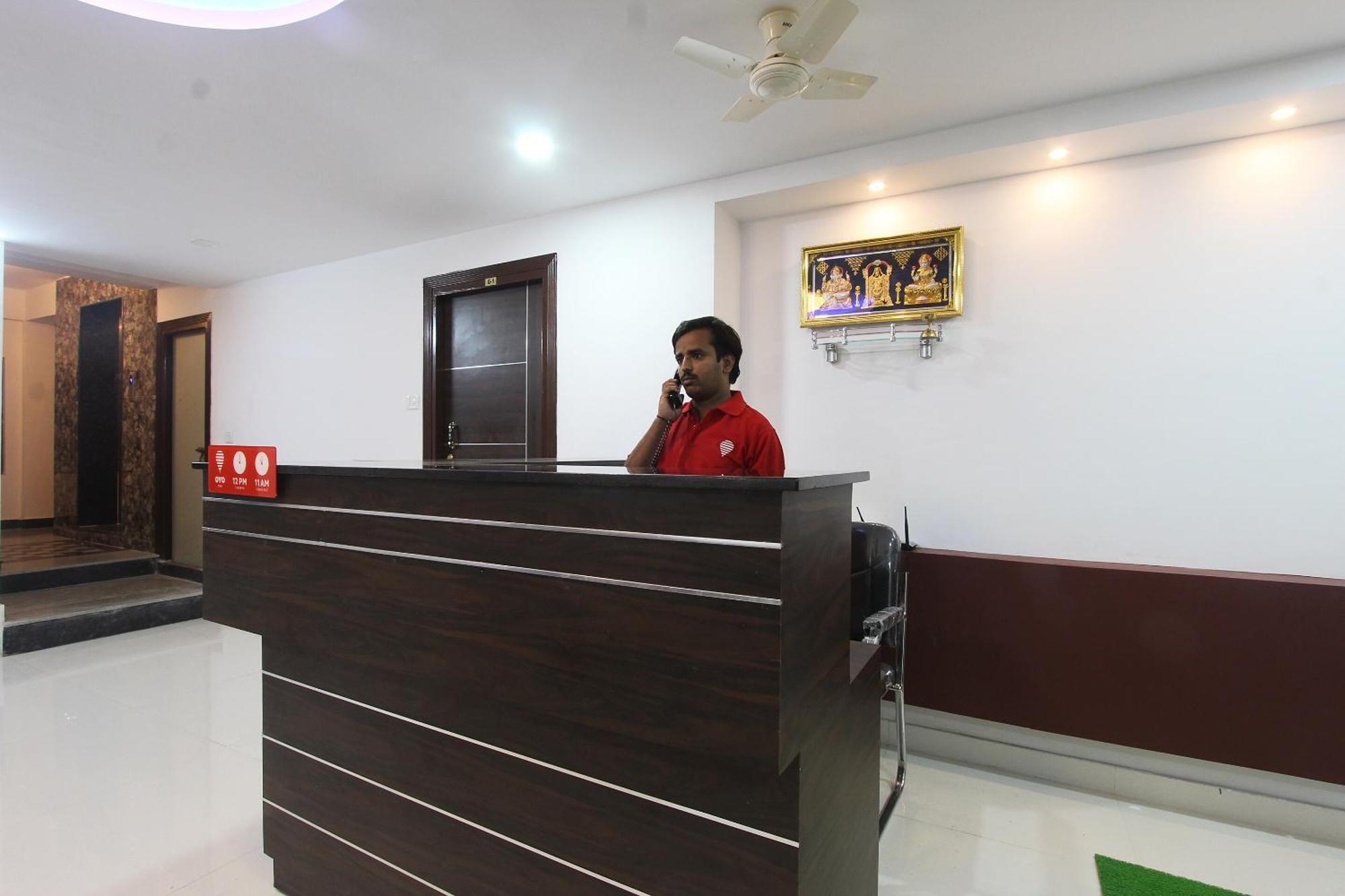 העיר בנגלור Hotel O V R Residency Near Sri Amruth Chithra Mandira מראה חיצוני תמונה