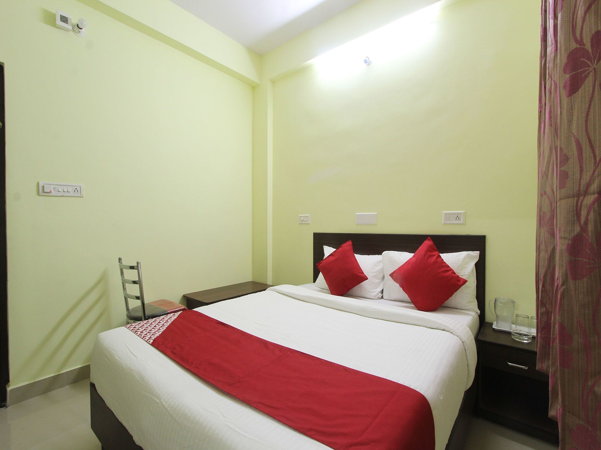 העיר בנגלור Hotel O V R Residency Near Sri Amruth Chithra Mandira מראה חיצוני תמונה